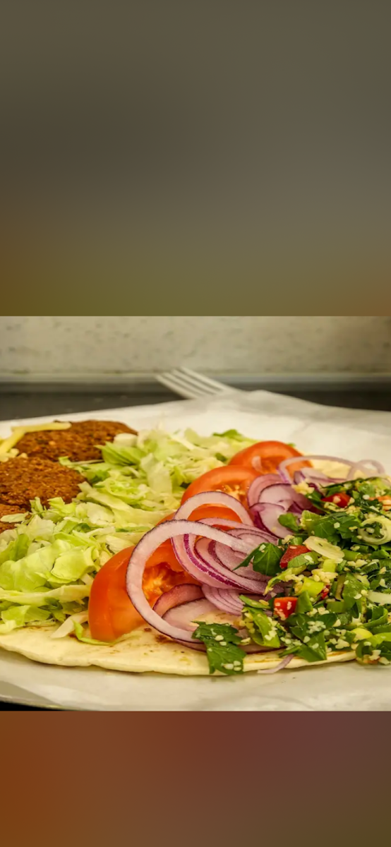 Highlights, Family Kebab House