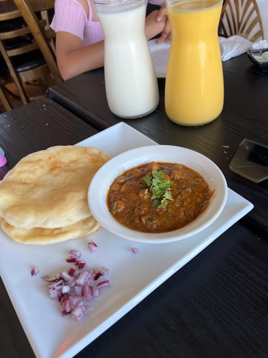 Channa Bhatura