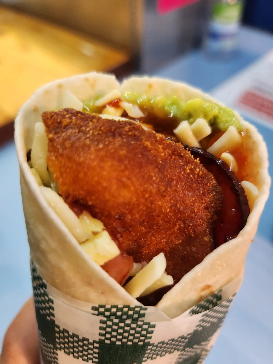 Chicken Wrap with Avocado Cheese and Sweet Chilli Sauce