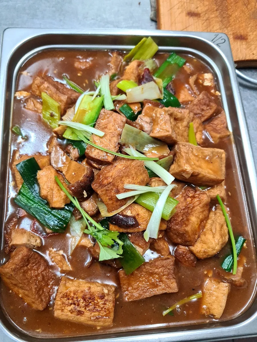 Goat Meat with Bean Curd Hot Pot