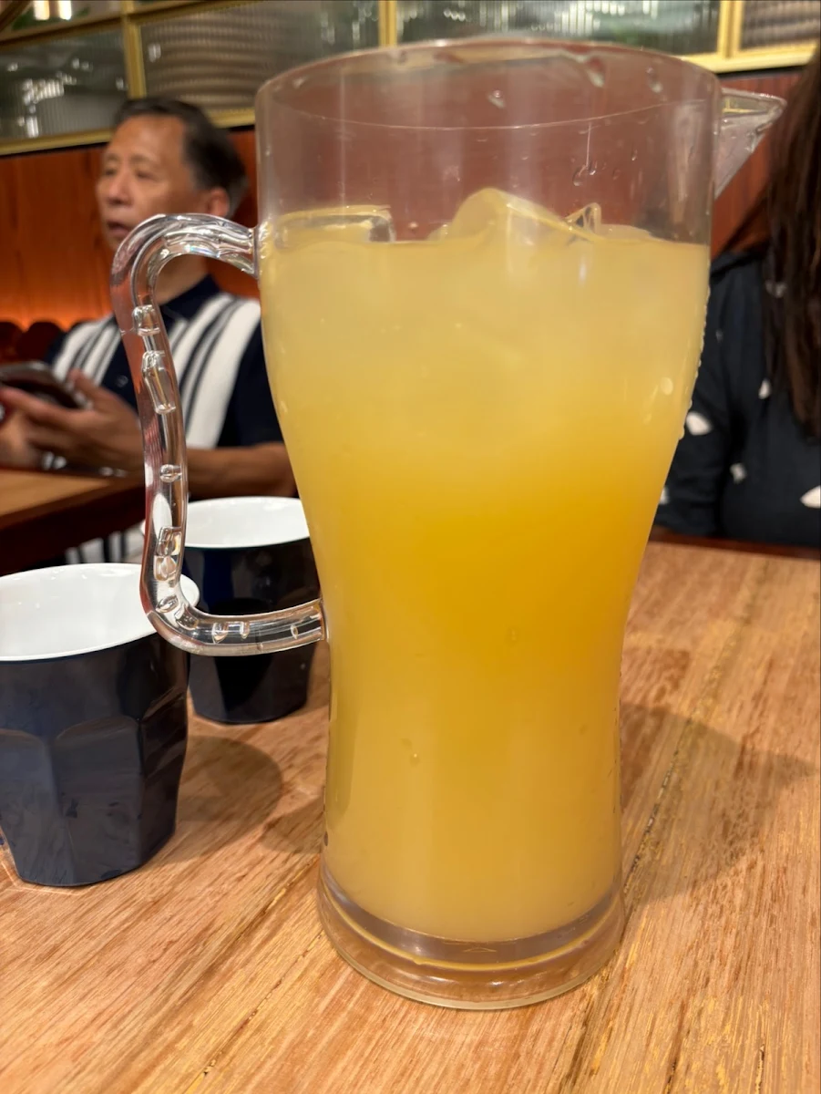 Lime, Sir Manong Chatswood Chase