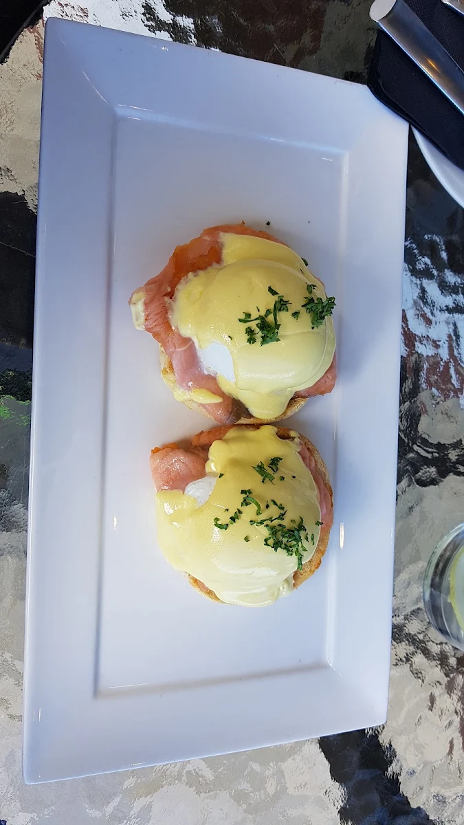 Eggs Benedict with Salmon