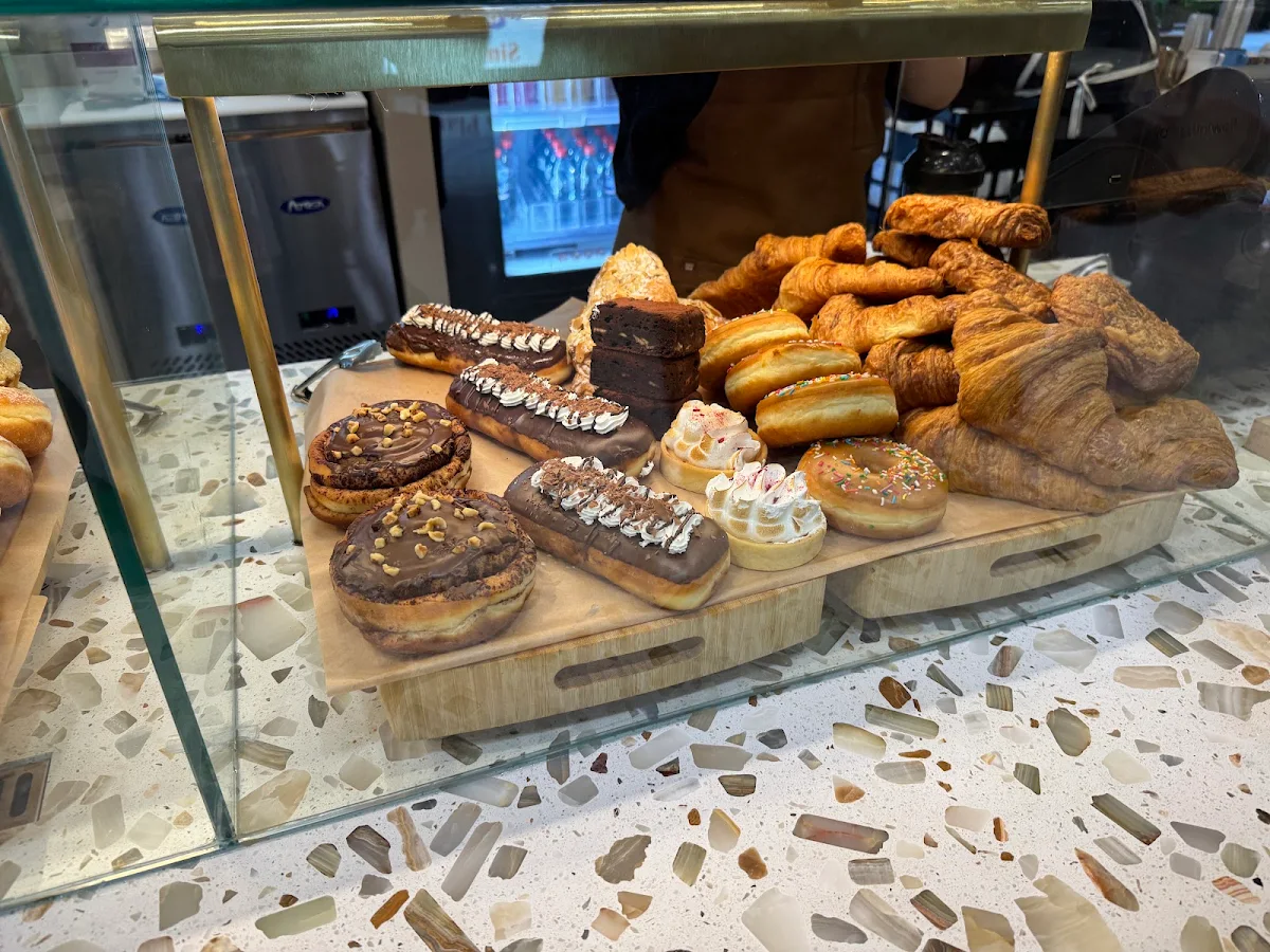Highlights, Ooosh Bakery