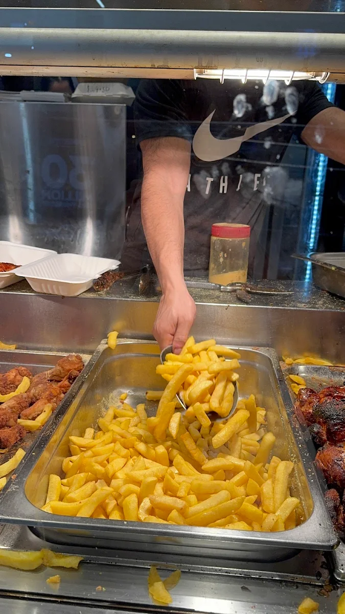 Chips, Fresh Chicken Spot