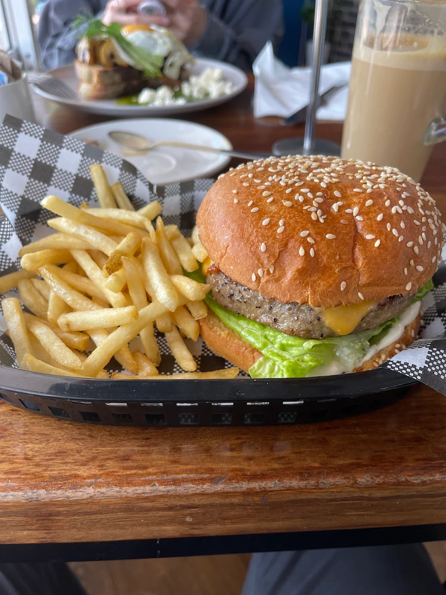 Classic Beef Burger with Chips