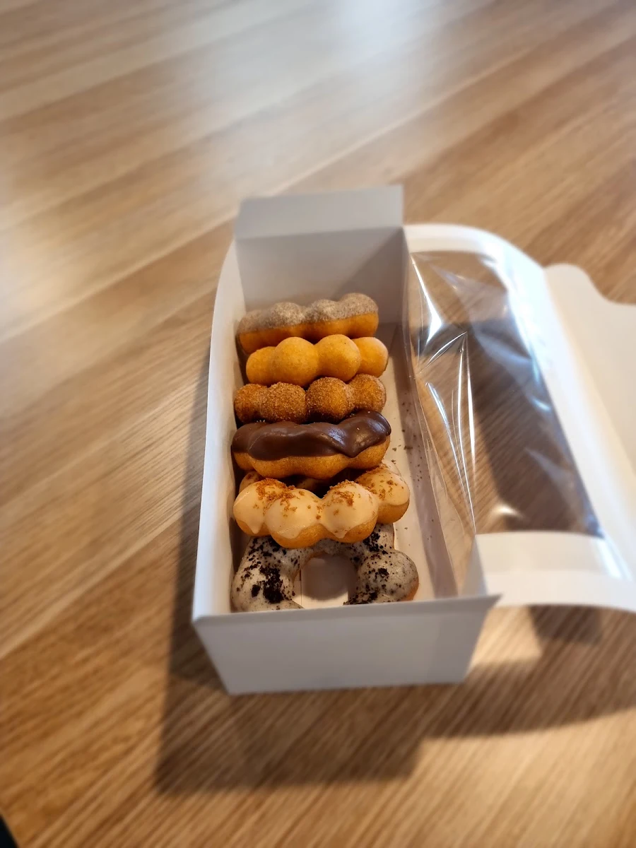 Highlights, Mochi Donuts (Wynyard)