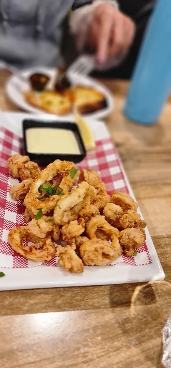 Calamari Fritti with Chips