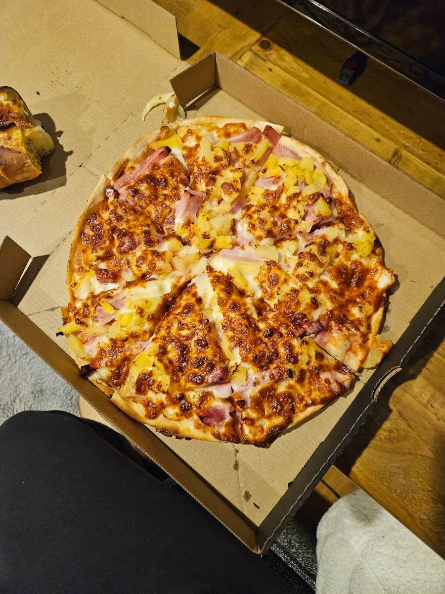 Highlights, Bella Pizza & Gelato