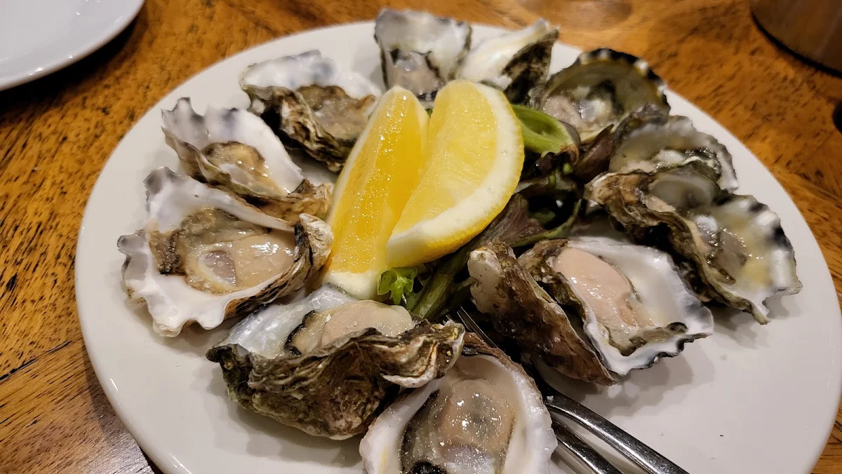 Natural Oysters