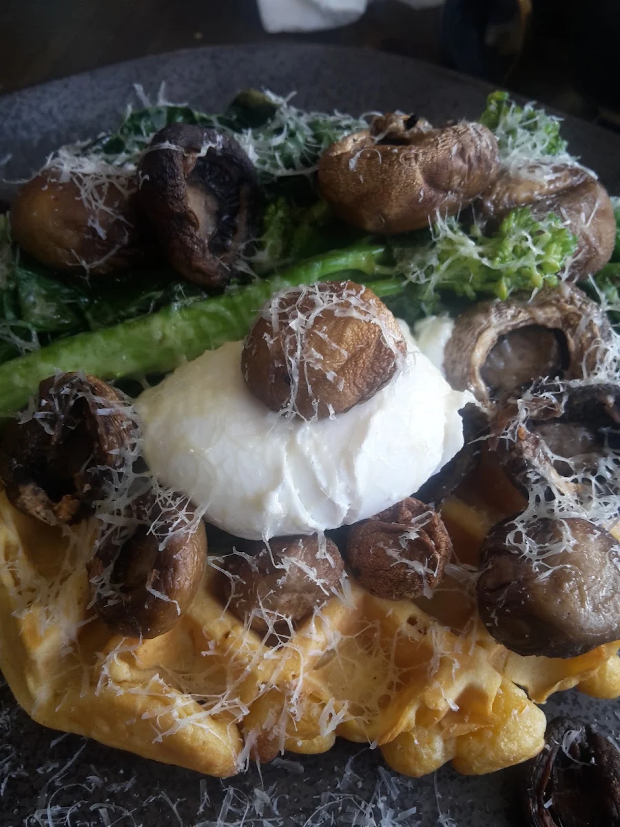 Poached Egg, Carlo's Wagga Wagga