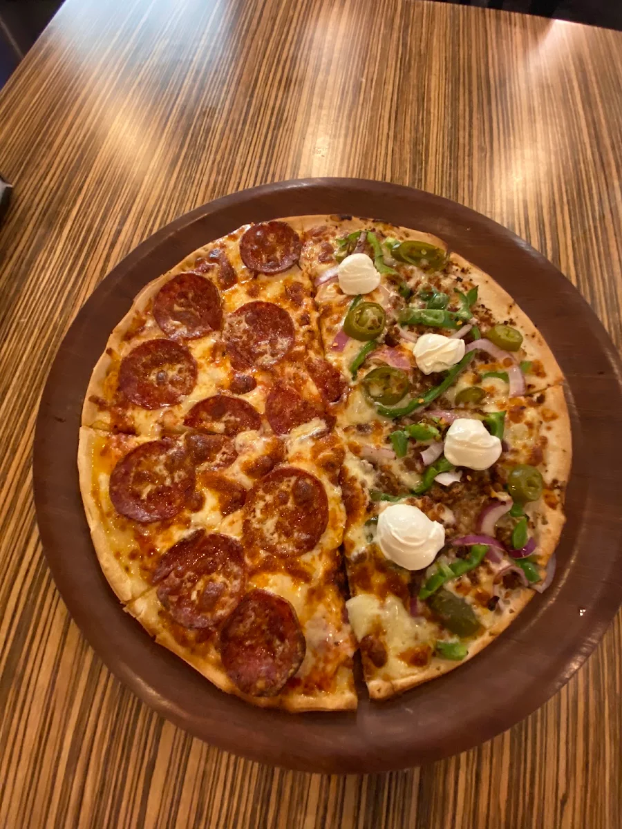 Highlights, Pizza Luna
