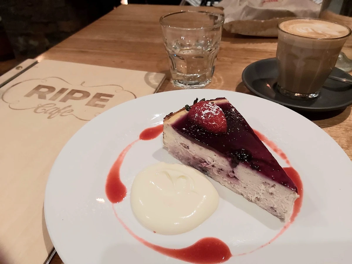Raspberry Cheese Cake, Ripe Sassafras Cafe | Restaurant