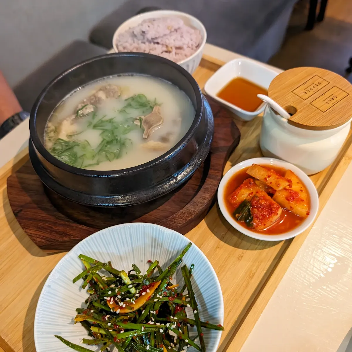 Seol Leong Tang Braised Beef in Beef Bone Soup