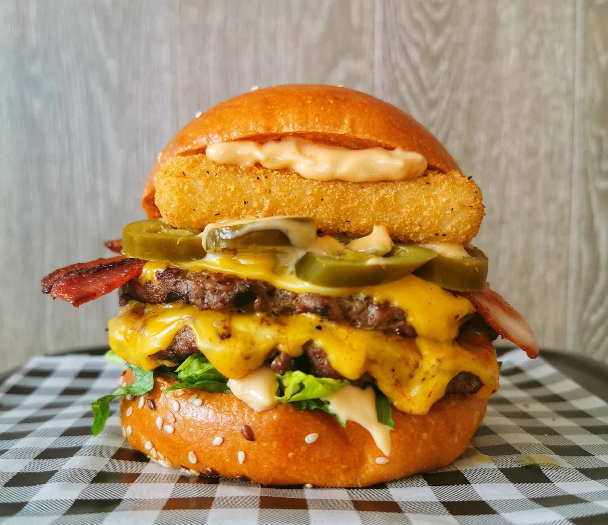 Highlights, Burgur Pakenham