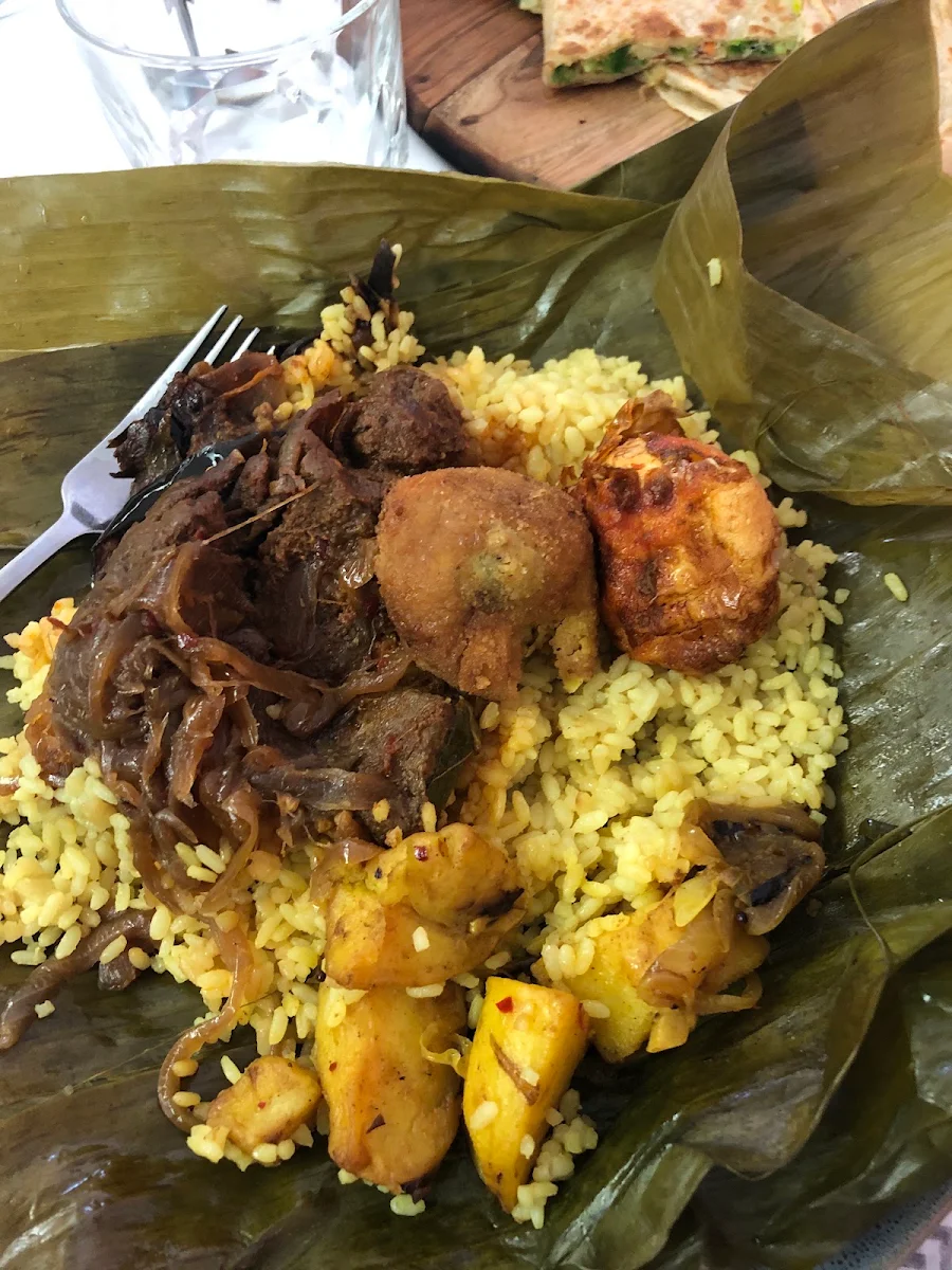 Lamprais, Lankan Railway Cafe