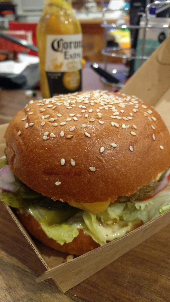 Hamburger with the Lot, Kew Kebab House