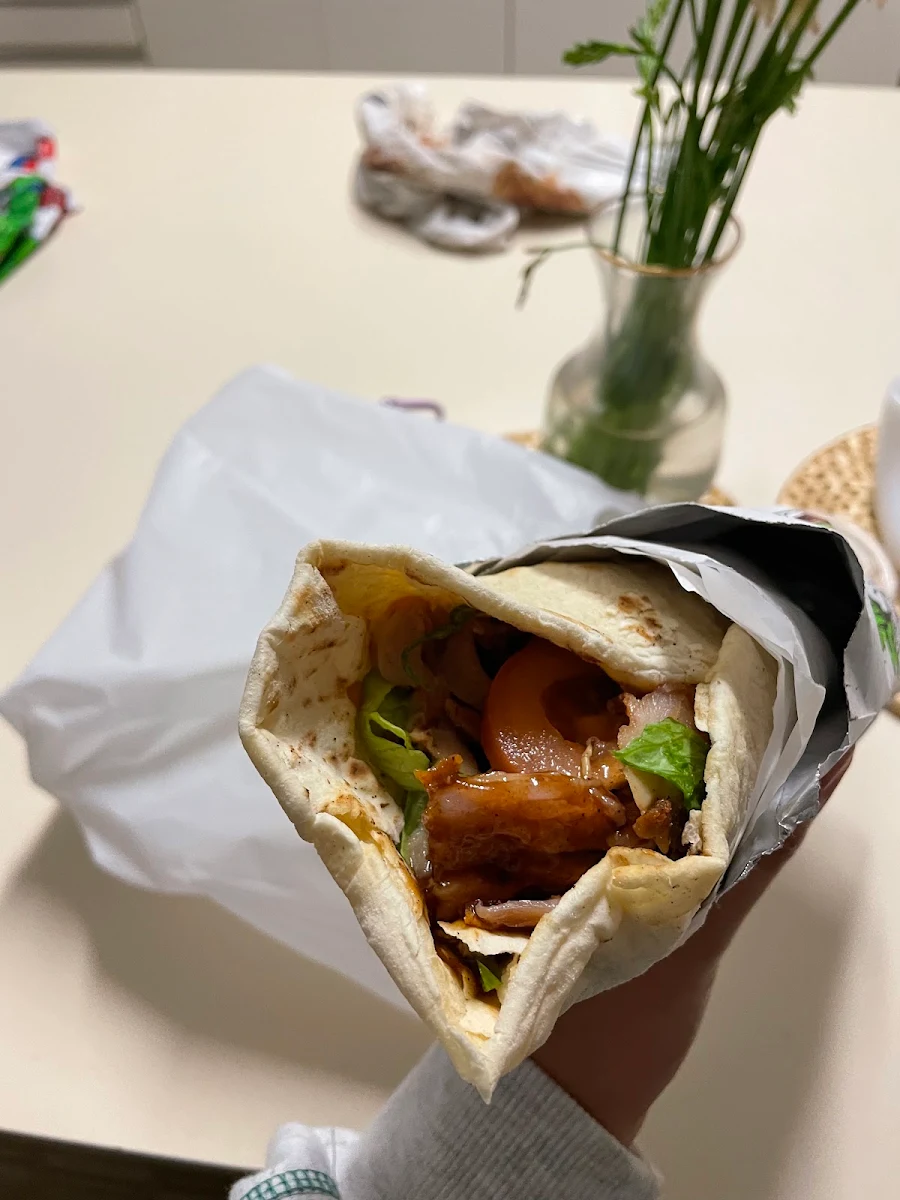 Highlights, Kew Kebab House