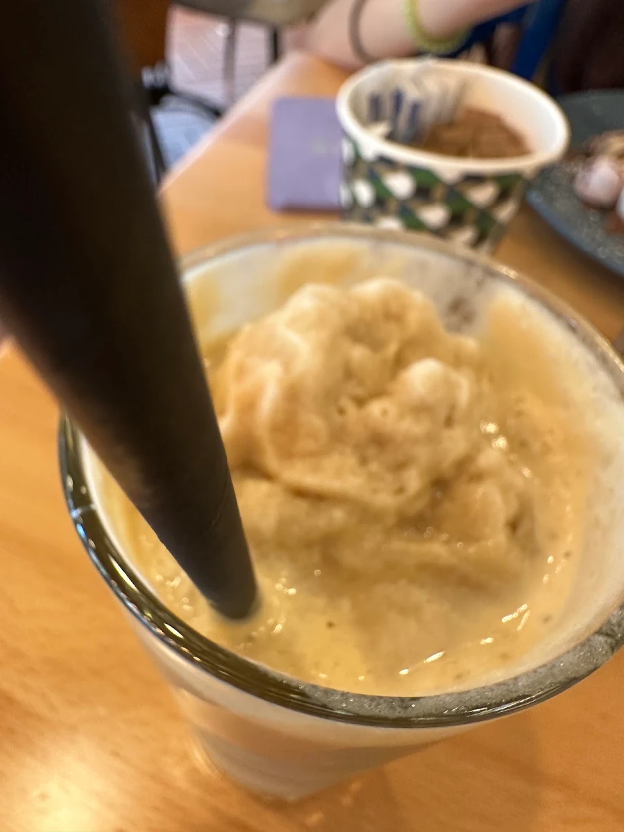 Iced Coffee, Oliver Brown