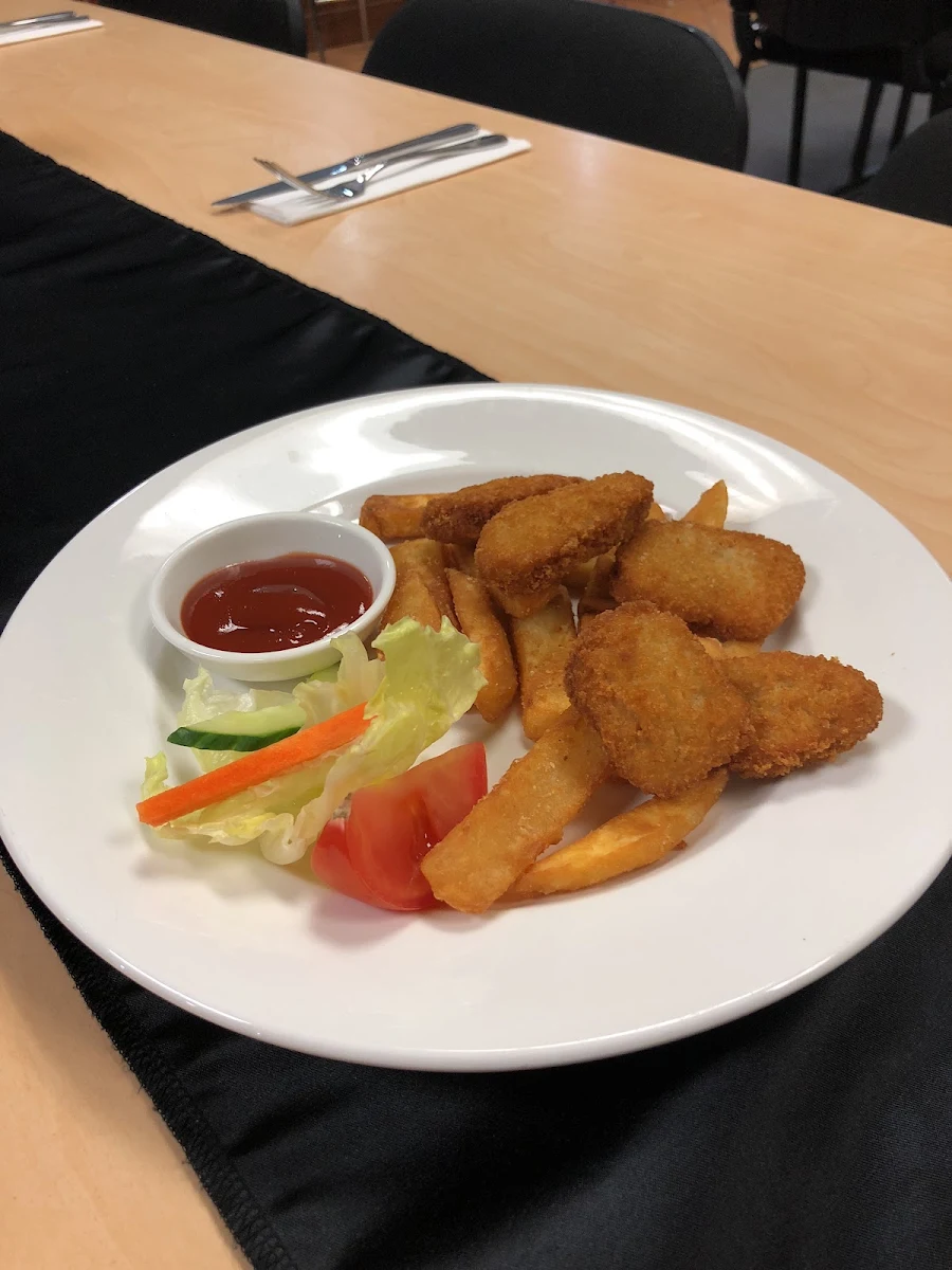 Chicken Nuggets & Chips