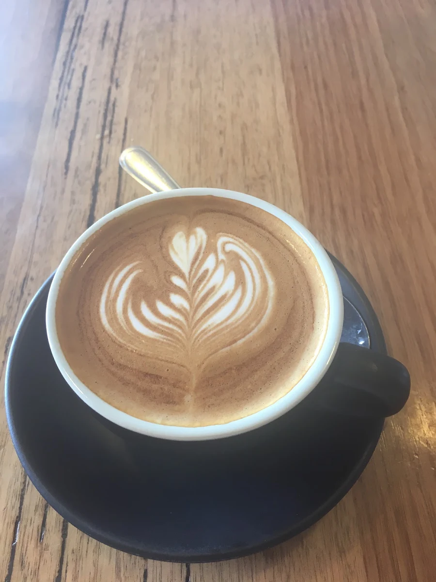 Flat White, Bruce's Cafe