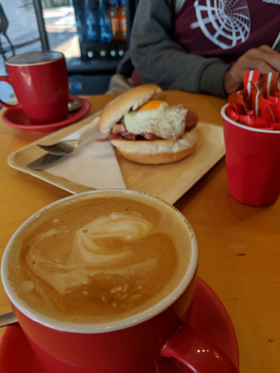 Classic Bacon and Egg Roll
