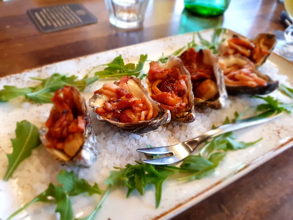Oysters Kilpatrick