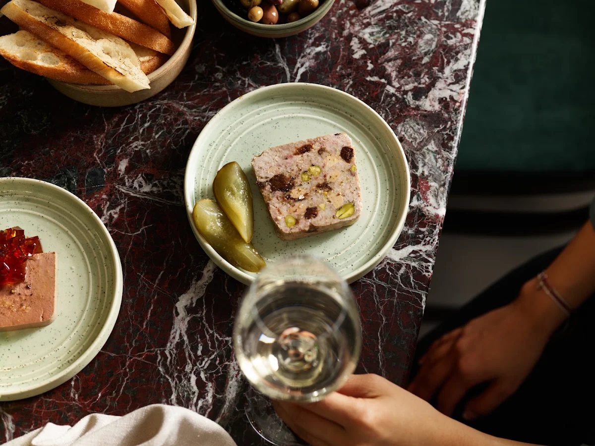 Highlights, Henry's Bread & Wine
