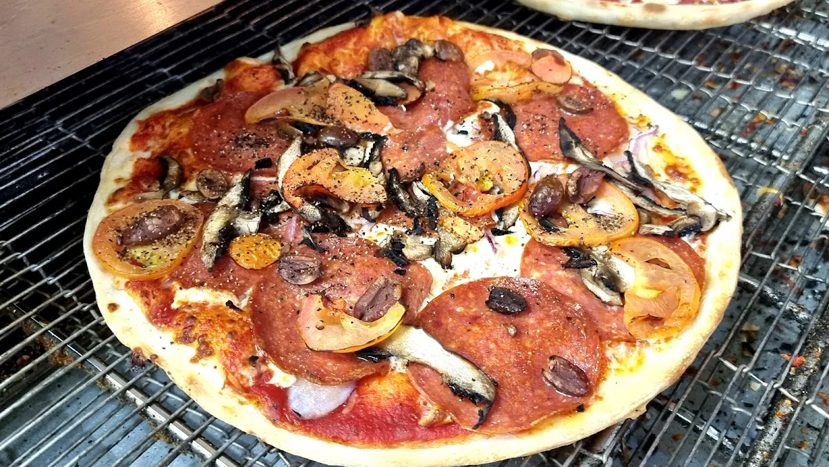 Pepperoni Pizza, Chili Jam Pizza
