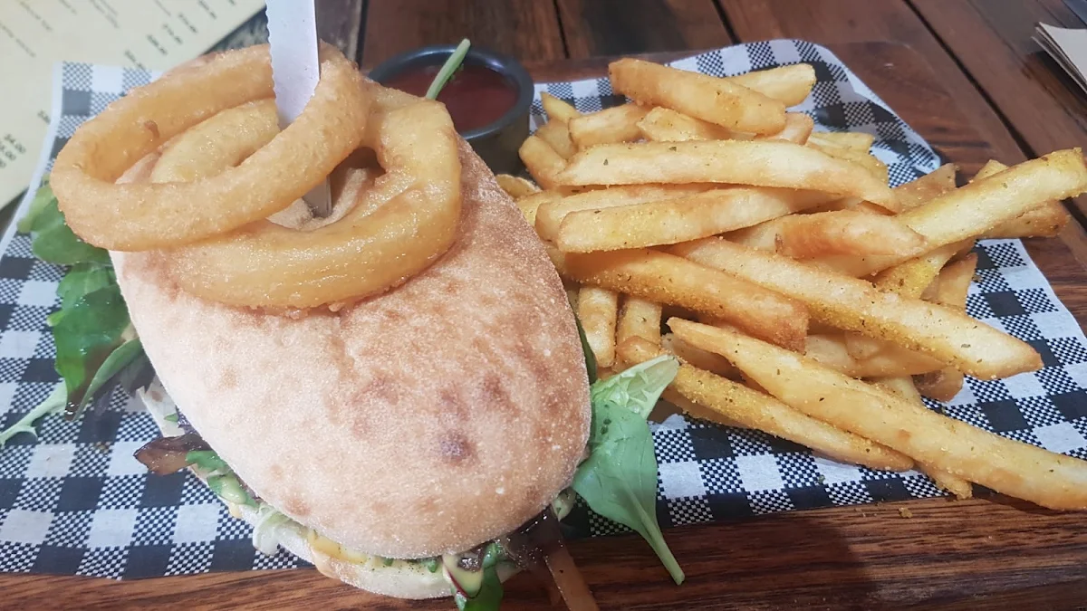 Beef Burger, Kismet and Co