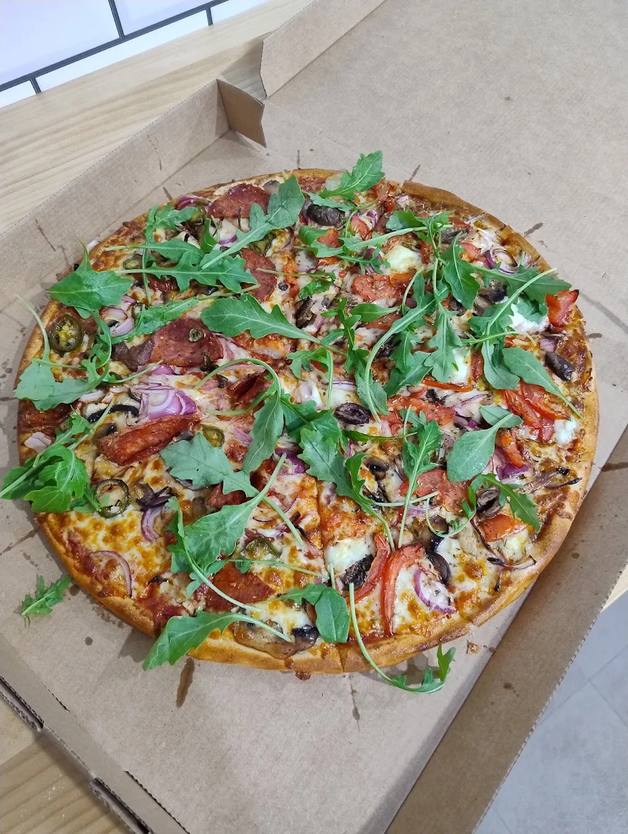 Highlights, Hungry Oz Pizza