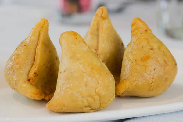 Veg Samosa, Gills Indian Cuisine