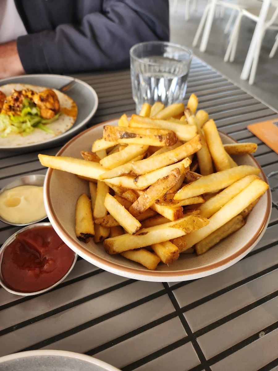 Fries, The Rowing Pavilion