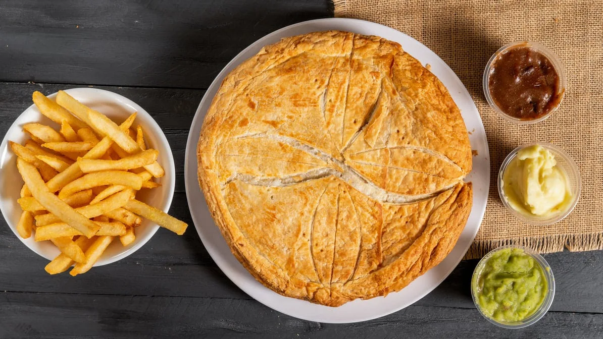 Highlights, Syds pies British food and highland fling products