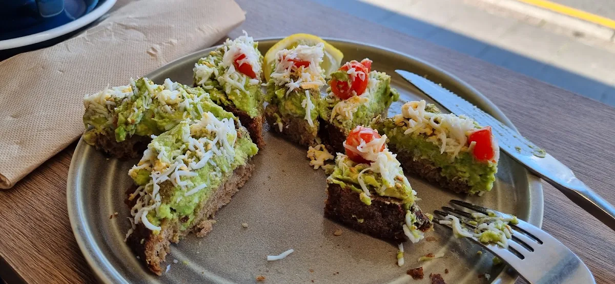 Smashed Avocado, Shenkin Newtown Espresso Bar