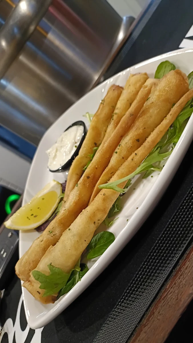 Prawn Twisters, Shoalwater Tavern