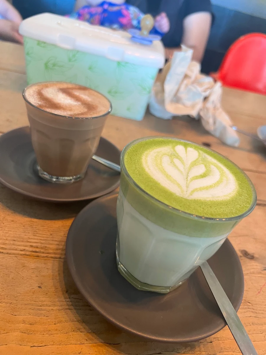 Matcha Latte, Barzura