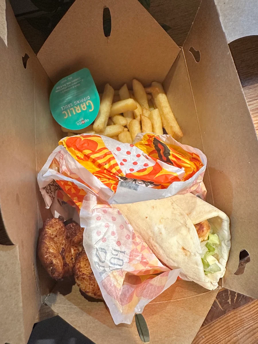 Chicken Rappa Strip Box, Oporto Gateway Plaza
