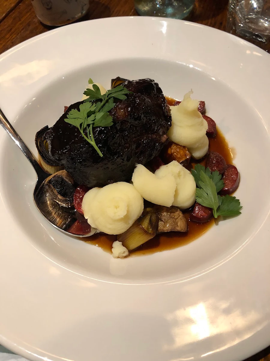 Beef Bourguignon with Mashed Potato and Veggies