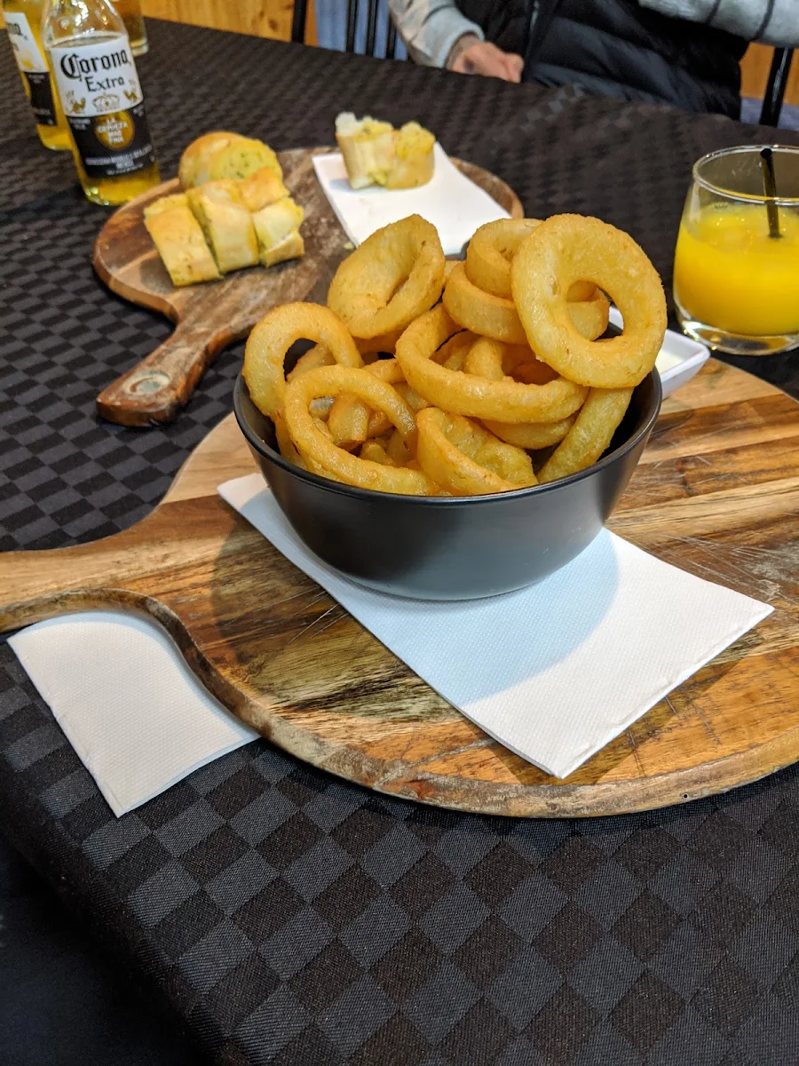 Highlights, Menai Hotel Motel