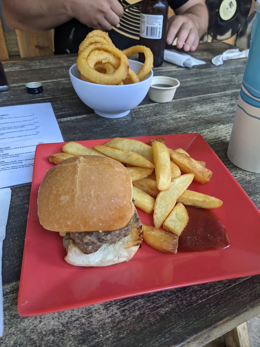 Kids Cheeseburger