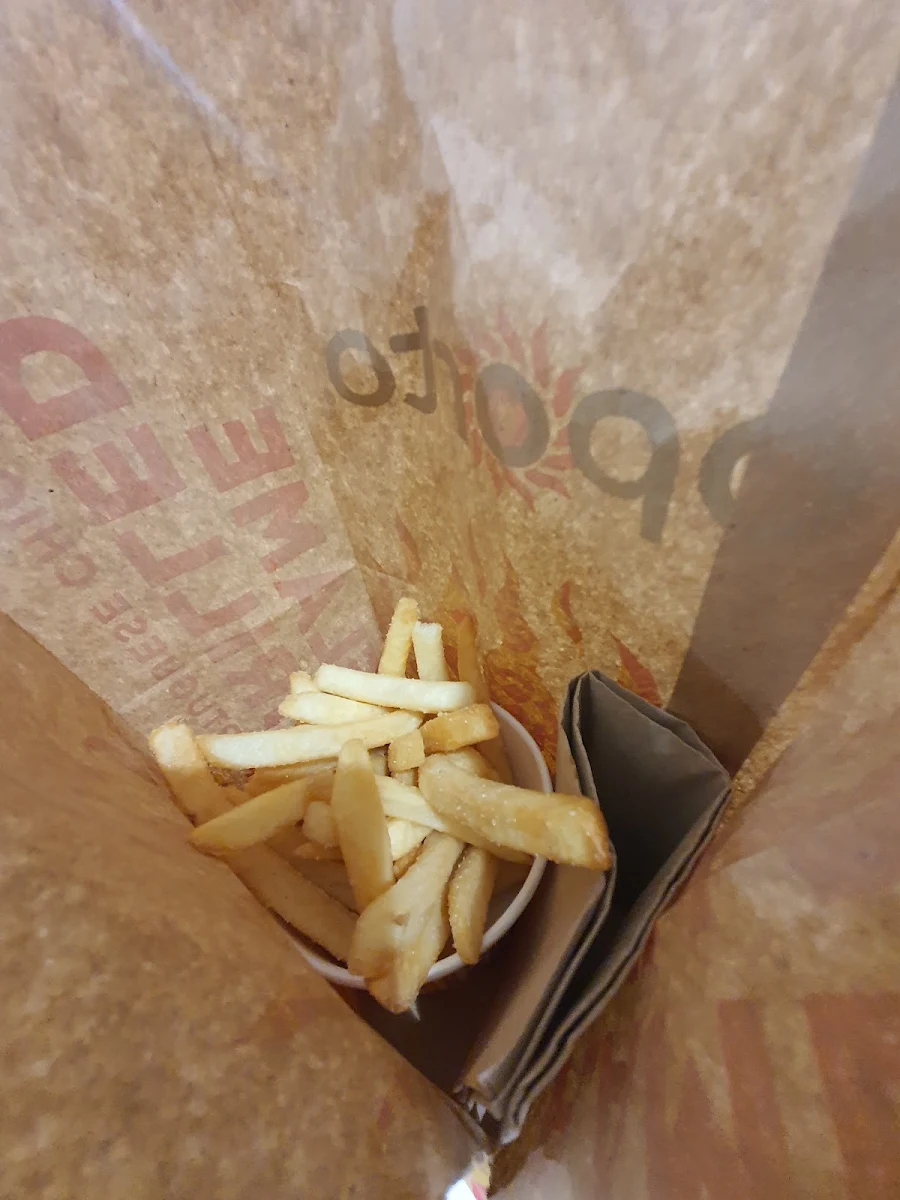 Single Chips, Oporto Macquarie Centre