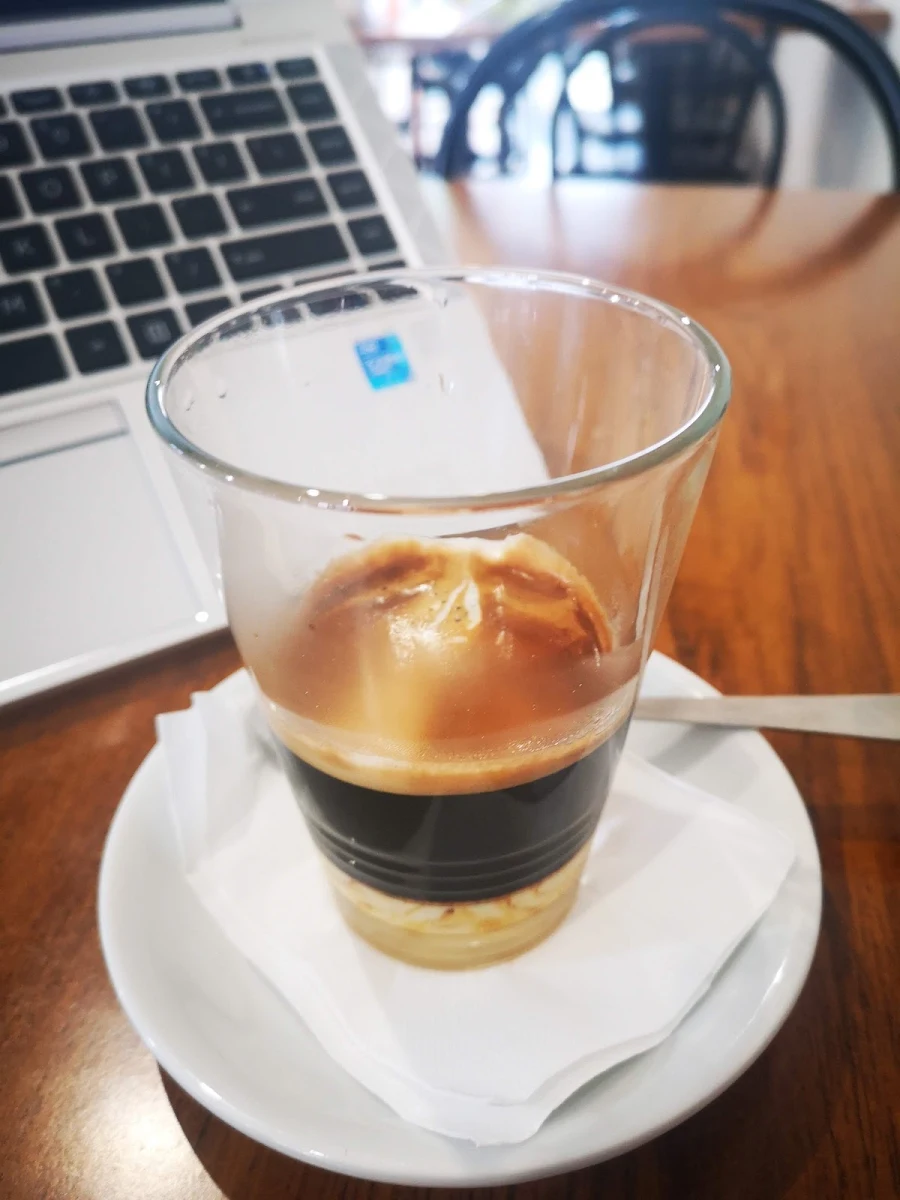 Long Black, Alexia Cafe