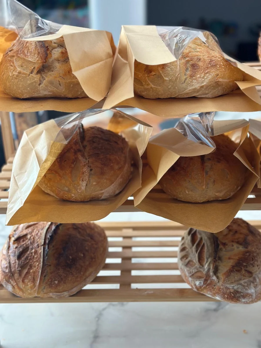Highlights, Cakerella's Roadside Bakery