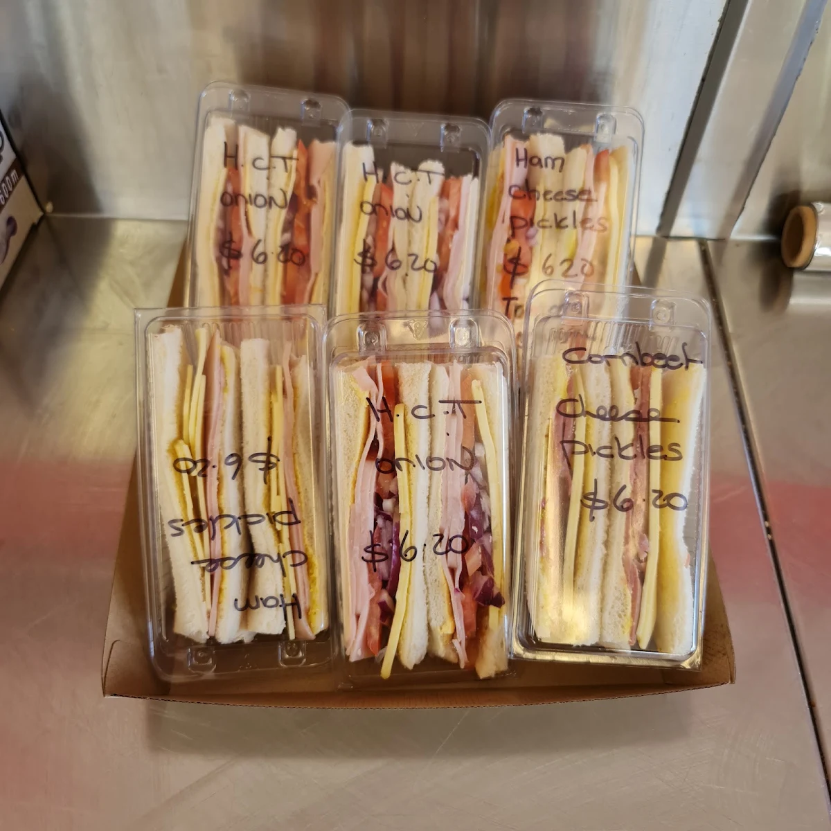 Highlights, GRAB A BITE ON BANCROFT