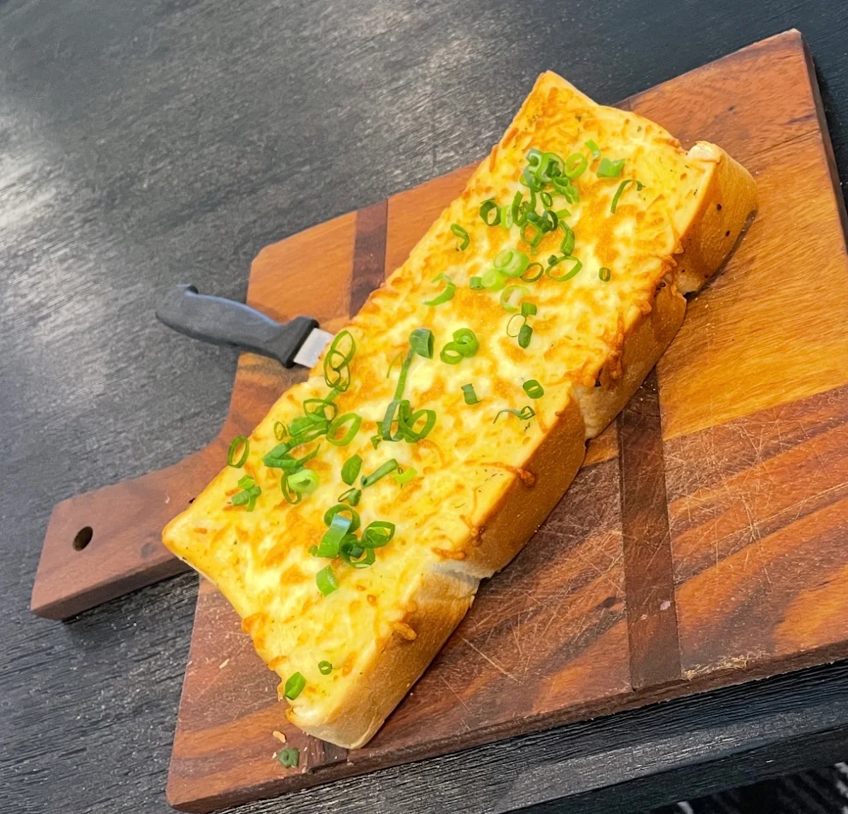 Cheese & Garlic Bread