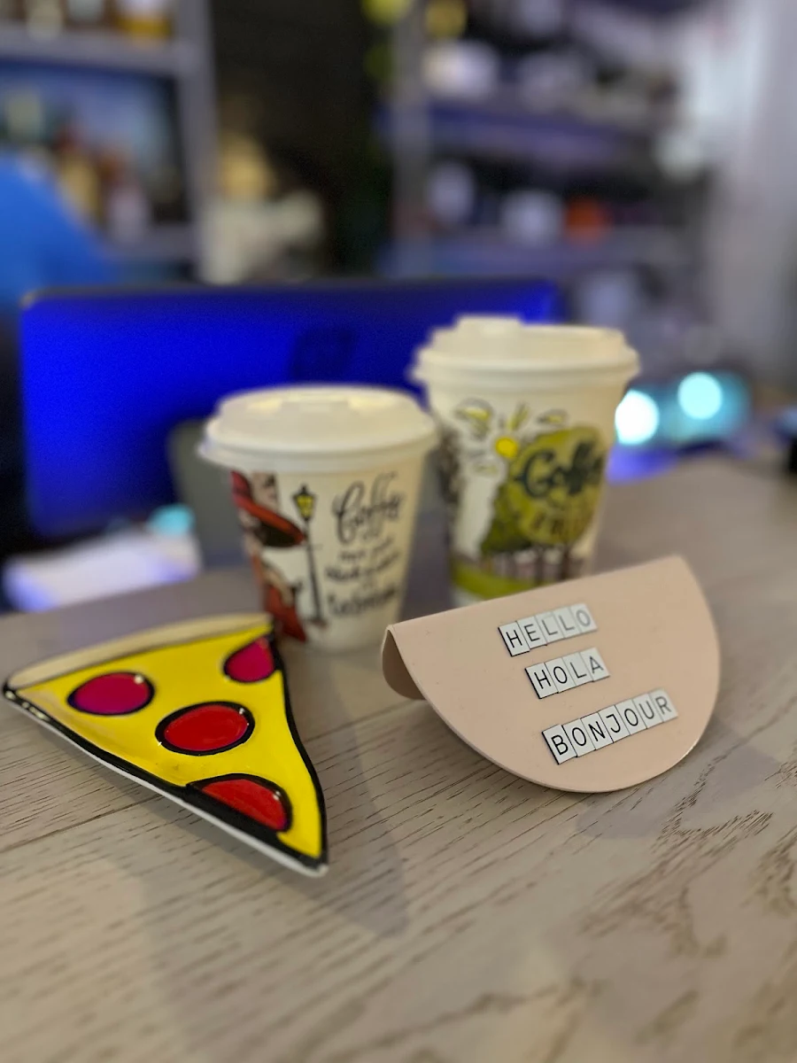 Highlights, Leo's Bar & Pizza