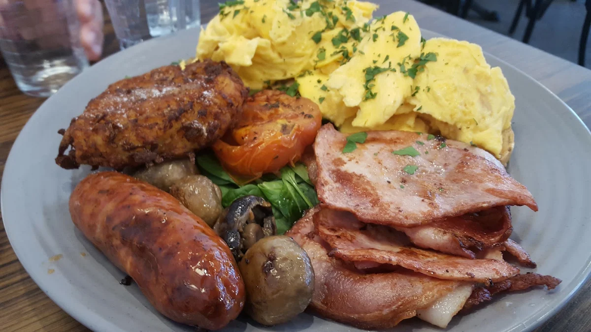 Rusty’S Big Brekky, The Rusty Flute