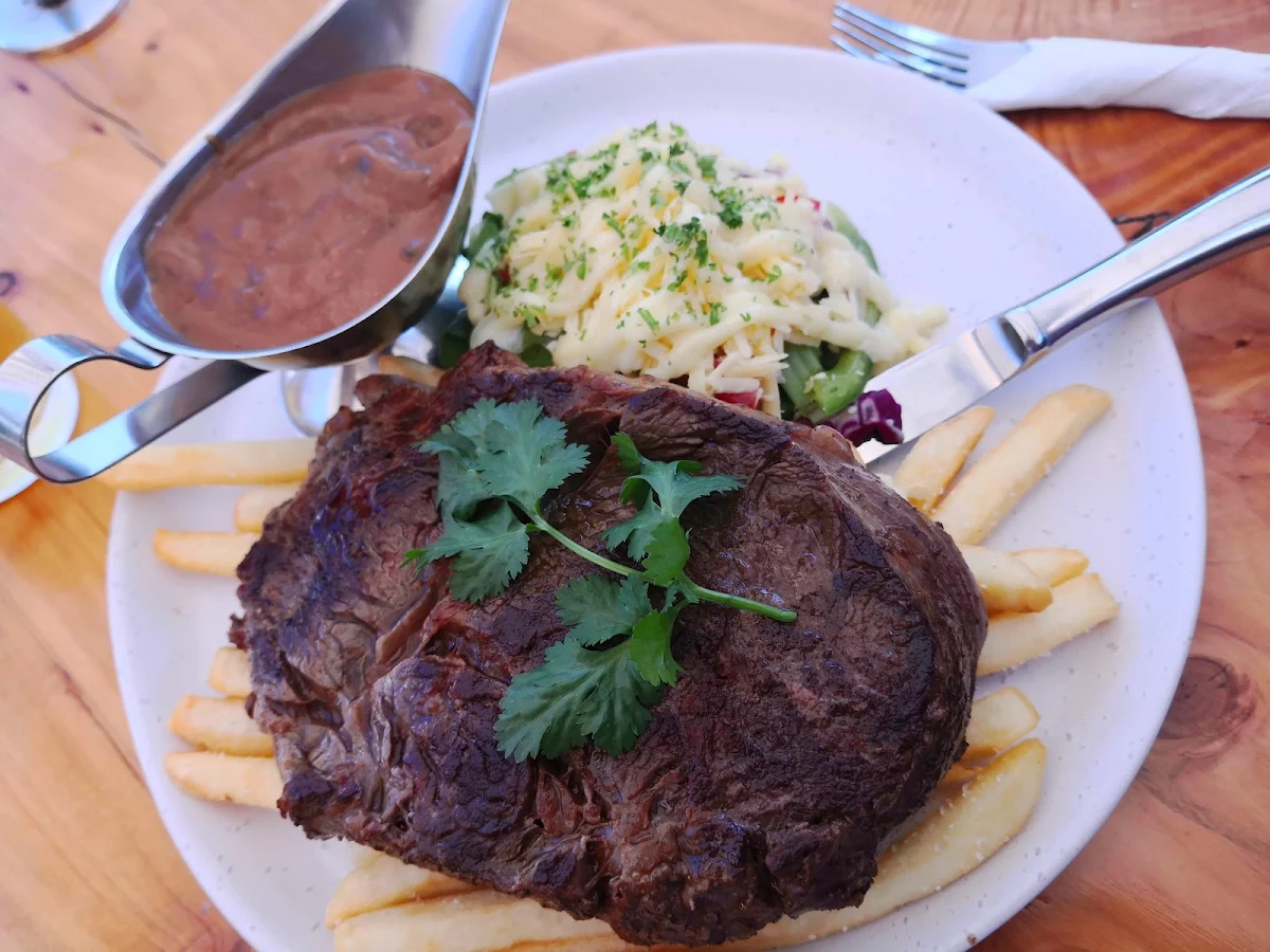 Highlights, Rocky Cape Tavern & Caravan Park