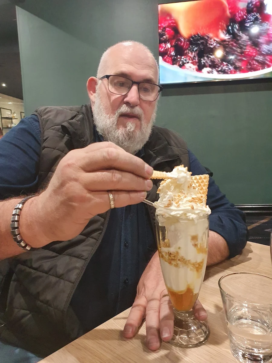 Caramel Sundaes, Cross Keys Hotel Adelaide