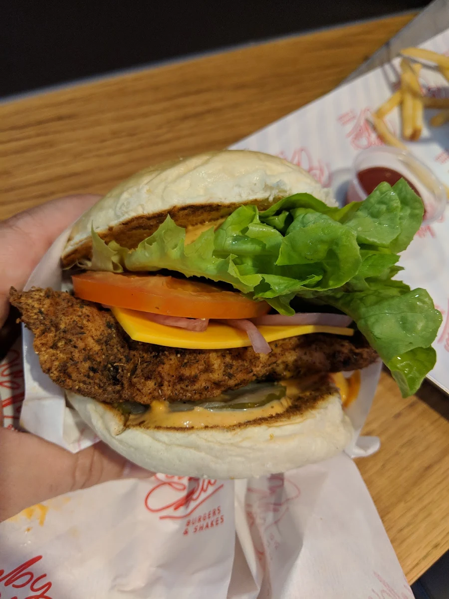 Highlights, Ruby Chews Burgers & Shakes